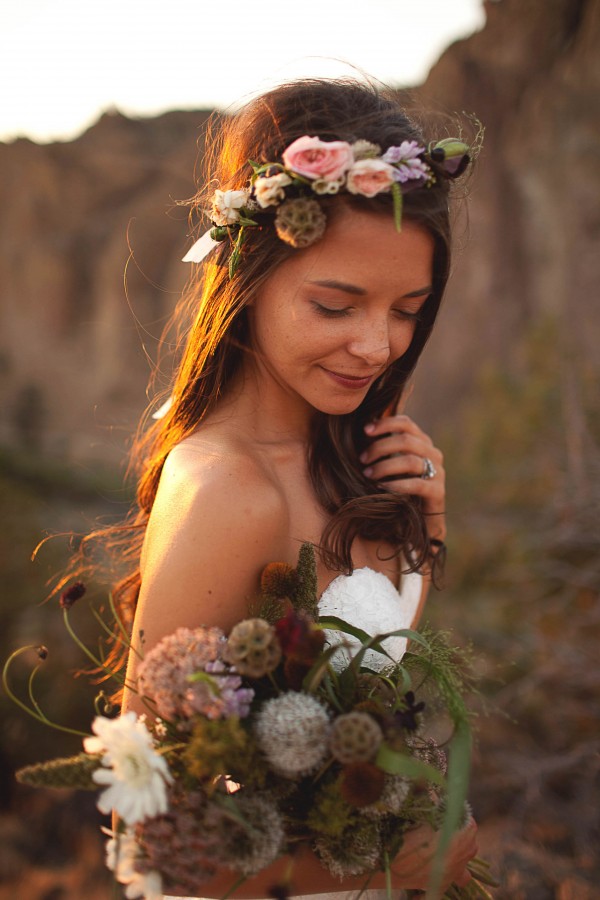 textured bouquet and matching floral crown