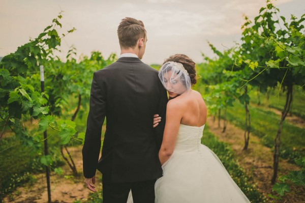 Adorable-Ohio-Winery-Wedding-CandI-Studios-23