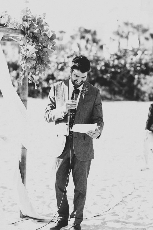 Postcard-Inn-Beach-Wedding-Jonathan-Connolly-17