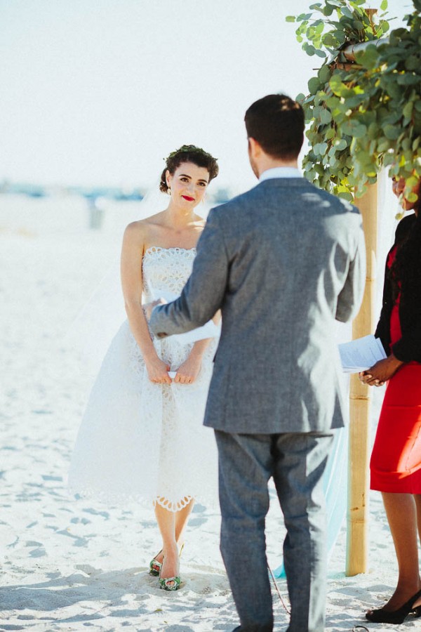 Postcard-Inn-Beach-Wedding-Jonathan-Connolly-18