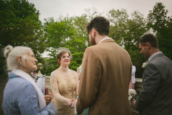 Quirky-NYC-Elopement-Betty-Liu-4