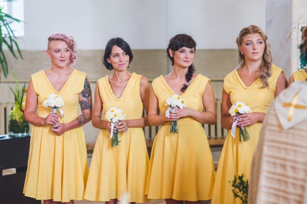 Yellow-Grey-Wedding-Mantas-Photography-10