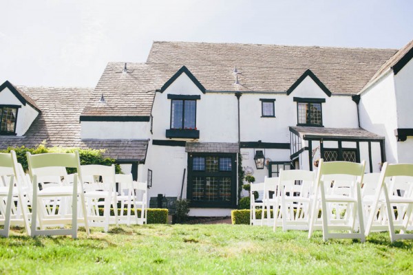 San Francisco Wedding at Pelican Inn | Junebug Weddings