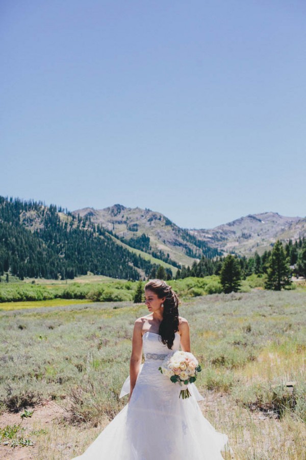 Rustic-Lake-Tahoe-Wedding-Sun-Life-Photography (13 of 34)