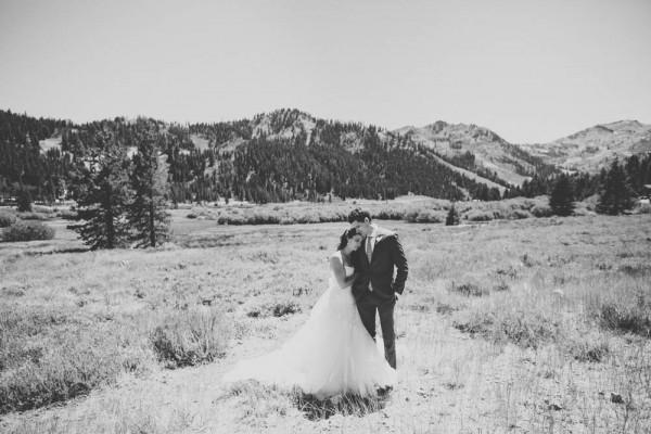 Rustic-Lake-Tahoe-Wedding-Sun-Life-Photography (14 of 34)