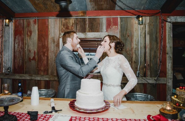 Rustic-Winter-Wedding-with-Red-Accents (27 of 28)