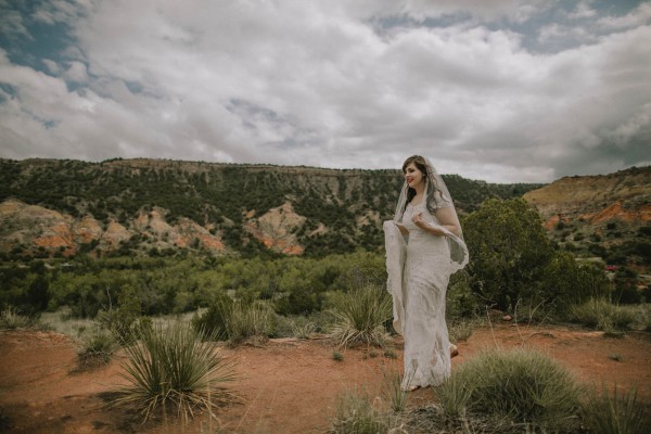 Vintage Inspired West Texas Wedding | Junebug Weddings