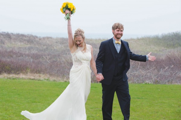 Yellow-and-Blue-Wedding-in-Nantucket (10 of 27)