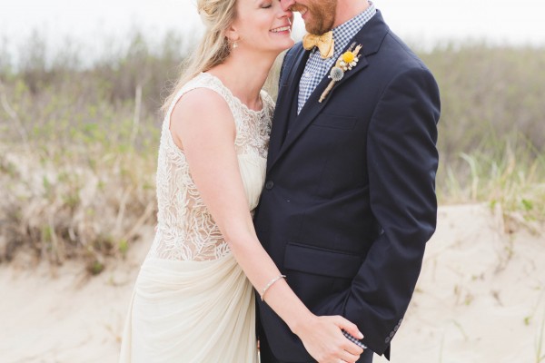 Yellow-and-Blue-Wedding-in-Nantucket (16 of 27)