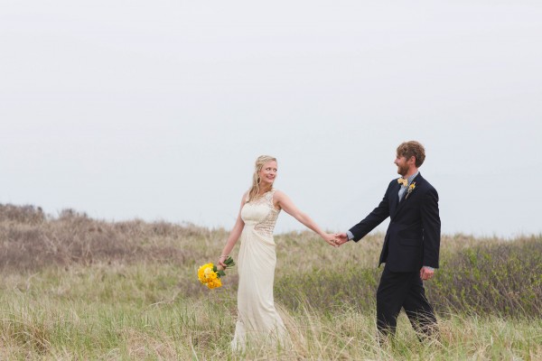 Yellow-and-Blue-Wedding-in-Nantucket (18 of 27)
