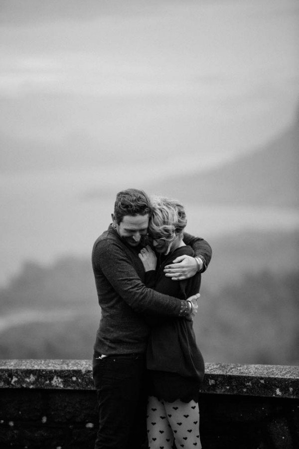 Adventurous-Oregon-Engagement-Vista-House-Catalina-Jean-Photography (13 of 28)