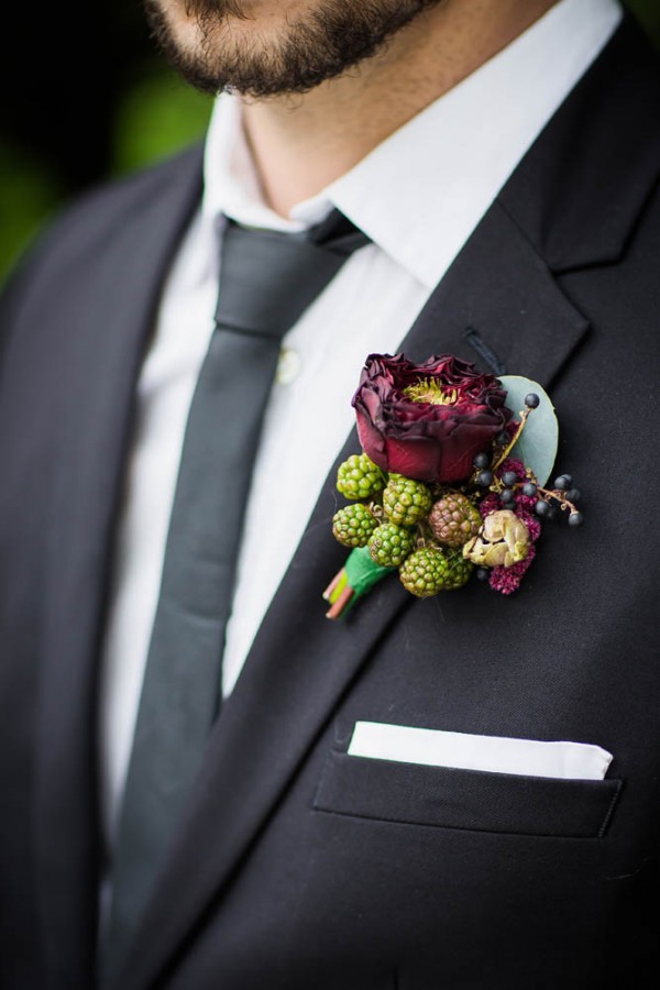 Berry-Wine-Wedding-Inspiration-Dina-Chmut (11 of 38)