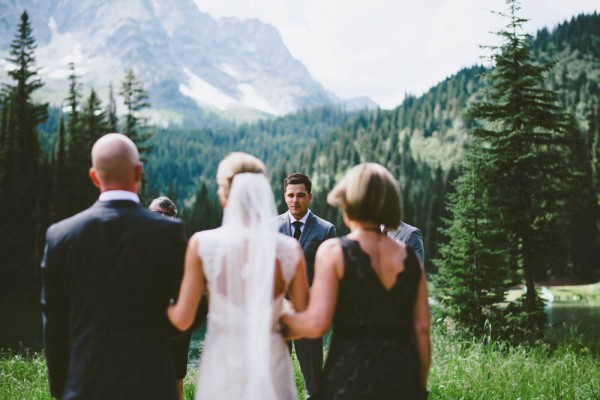 Intimate-Mountain-Wedding-Island-Lake-Lodge-Dallas-Kolotylo (5 of 31)