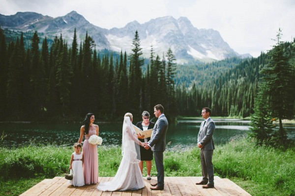 Intimate-Mountain-Wedding-Island-Lake-Lodge-Dallas-Kolotylo (6 of 31)