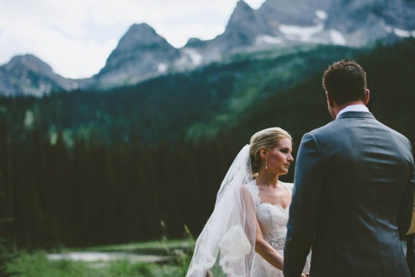 Intimate-Mountain-Wedding-Island-Lake-Lodge-Dallas-Kolotylo (7 of 31)