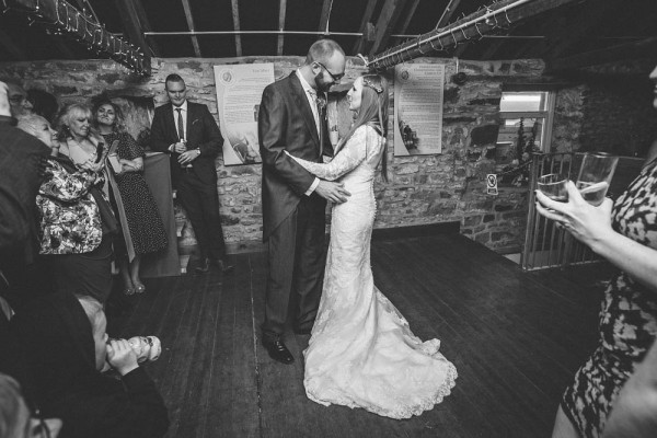 Rustic-Brewery-Wedding-Northern-England-Paul-Santos (26 of 32)