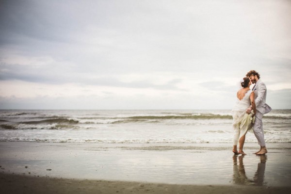 Sunset-Beach-Wedding-North-Carolina-Rob-Kristen-Photography (29 of 40)