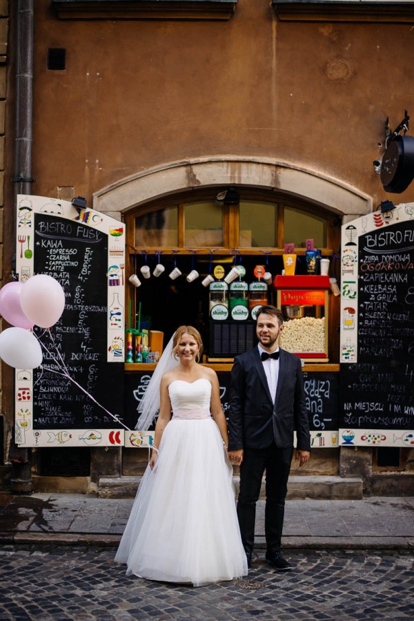 Sweet-Wedding-in-Warsaw-4-of-28-600x899.