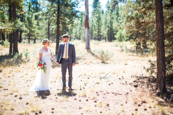 Colorful-Backyard-Wedding-in-Oregon (6 of 33)