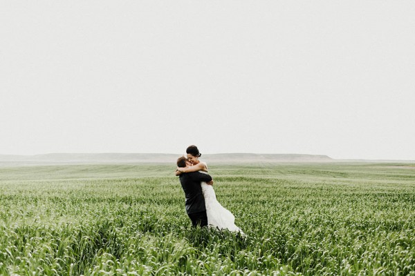 Lace-and-Burlap-Wedding-in-North-Dakota (22 of 33)