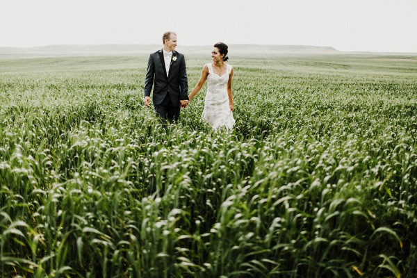 Lace-and-Burlap-Wedding-in-North-Dakota (23 of 33)