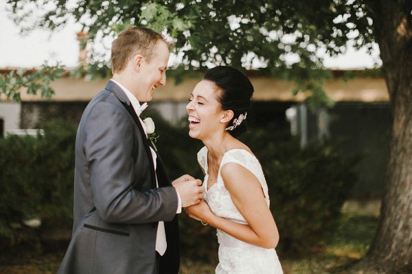 Lace-and-Burlap-Wedding-in-North-Dakota (3 of 33)