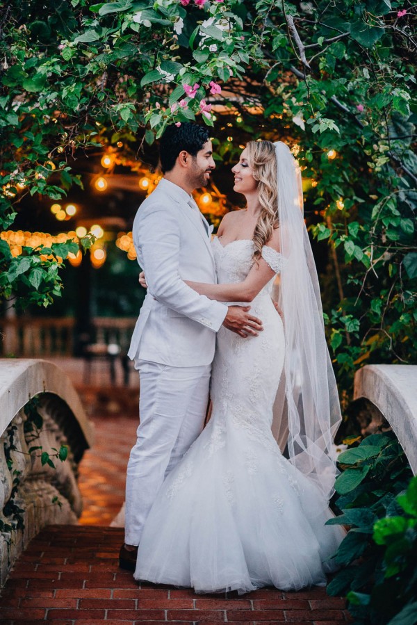 Romantic-Puerto-Rican-Wedding-Hacienda-Siesta-Alegre-Evan-Rich (45 of 47)