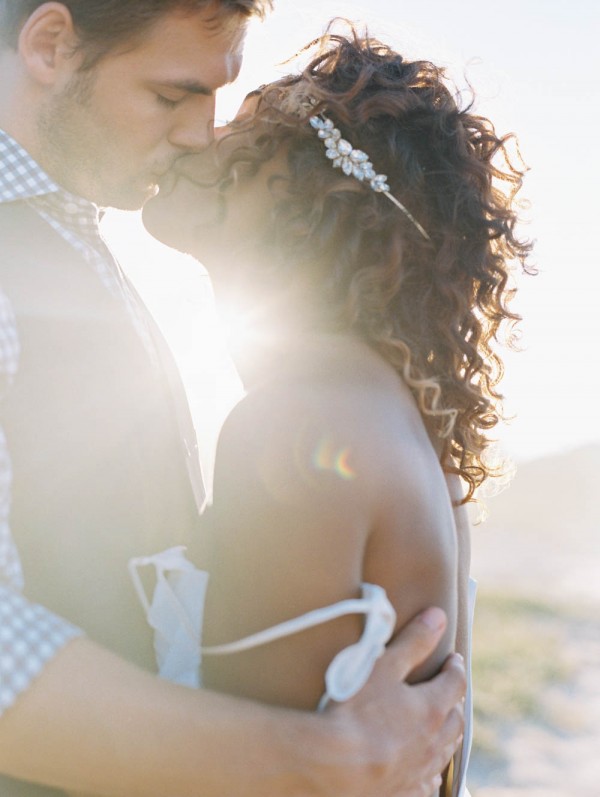 Steamy-Hawaiian-Wedding-Inspiration-Wendy-Laurel-Photography (26 of 34)