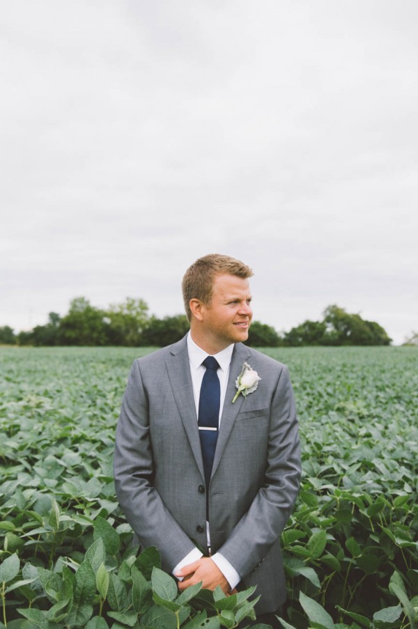 Sweet-Rustic-Wedding-Fields-West-Lake-Nikki-Mills (15 of 32)