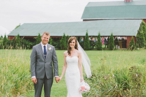 Sweet-Rustic-Wedding-Fields-West-Lake-Nikki-Mills (18 of 32)