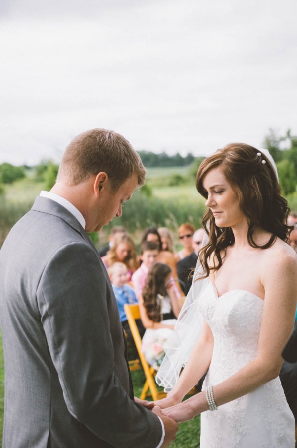 Sweet-Rustic-Wedding-Fields-West-Lake-Nikki-Mills (4 of 32)