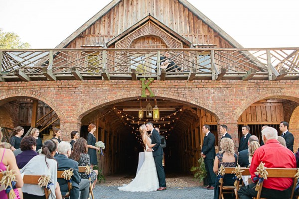 Timeless-Vintage-Wedding-at-The-Farm-in-Georgia (24 of 40)