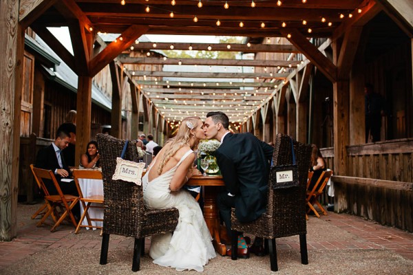 Timeless-Vintage-Wedding-at-The-Farm-in-Georgia (37 of 40)