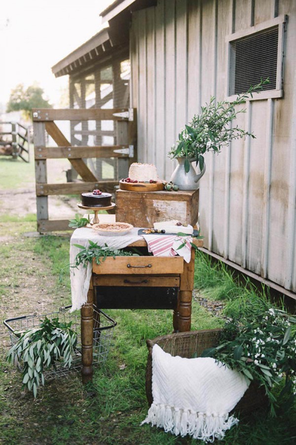 Vintage-Wedding-Inspiration-at-Bernal-Gulnac-Joice-Ranch (17 of 25)