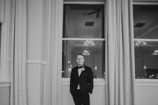 Classic-Chic-Dallas-Wedding-The-Room-on-Main-Shaun-Menary-Photography (10 of 28)