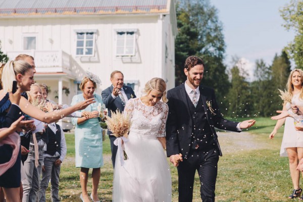 DIY-Farm-Wedding-in-Sweden-+-Film (5 of 25)