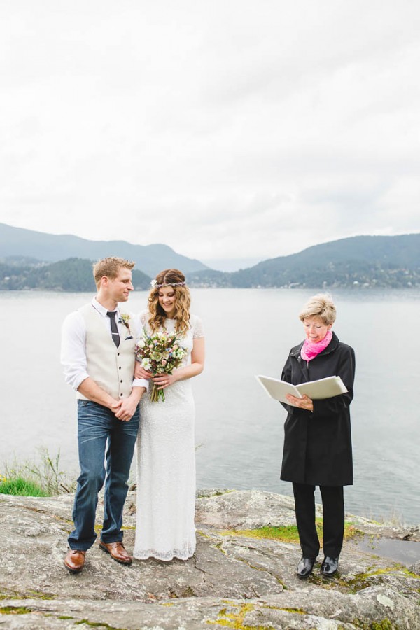 Enchanting-Elopement-at-Whytecliff-Park (9 of 29)