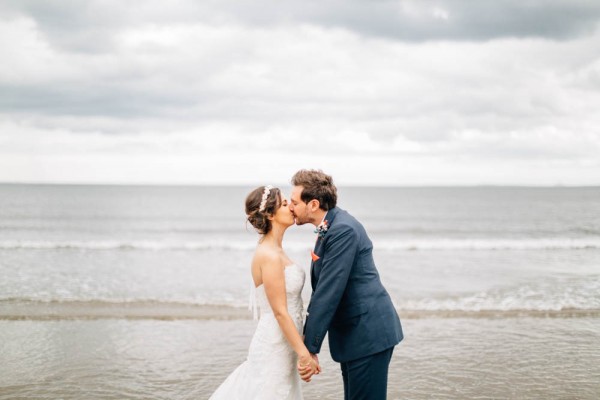 Scottish Beach Wedding At Angels With Bagpipes Junebug Weddings