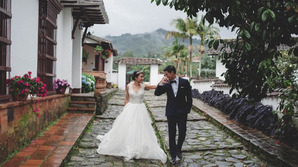 Timeless-Romantic-Colombian-Wedding-Maloman-Studios (24 of 26)