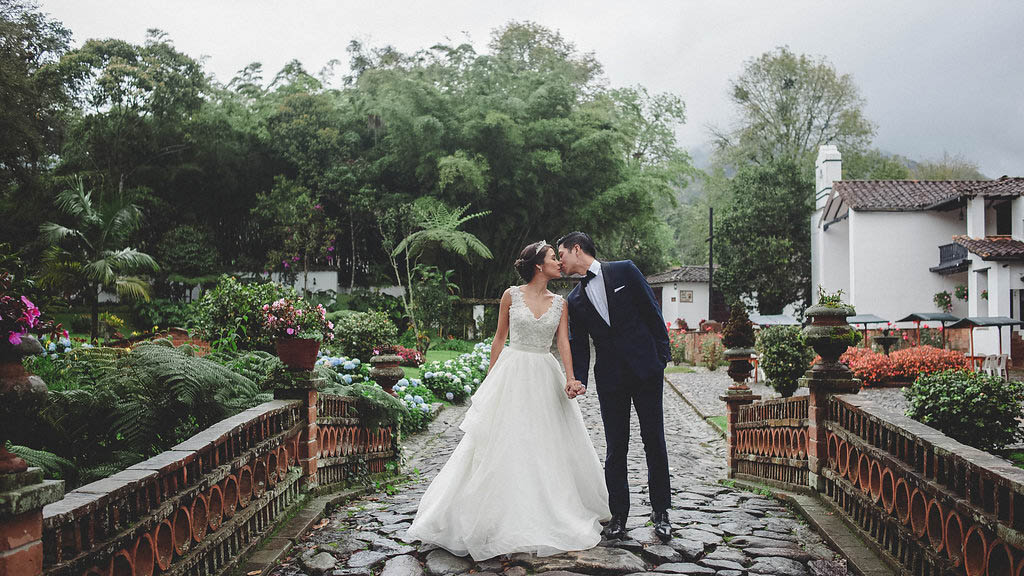 Timeless and Romantic Colombian Wedding Junebug Weddings