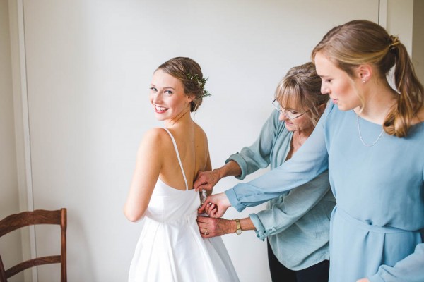 Beautifully-Natural-Indoor-Wedding-at-The-Woolshed (11 of 40)