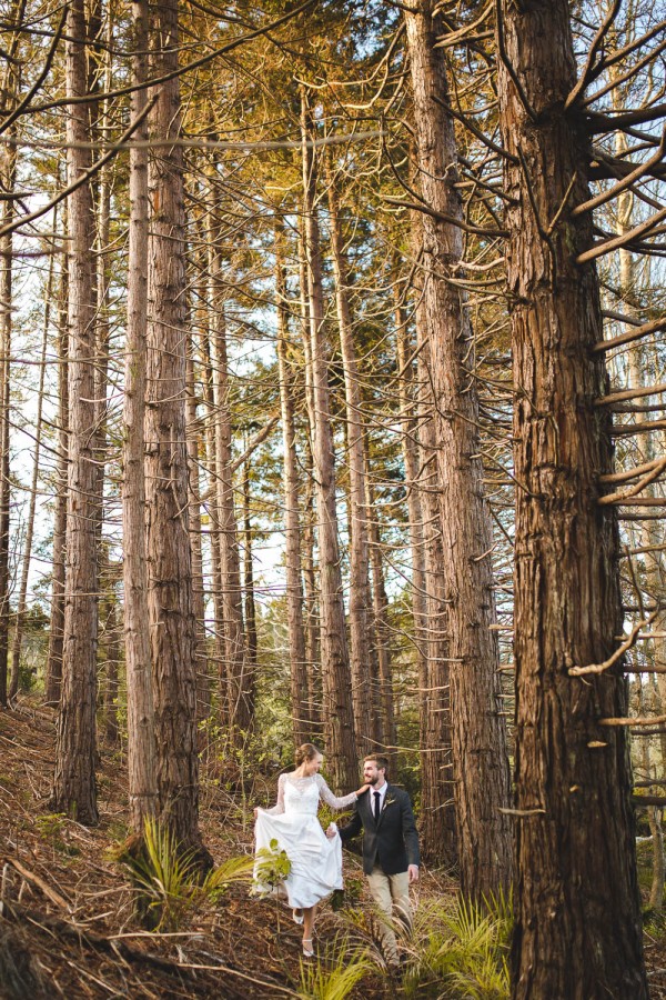 Beautifully-Natural-Indoor-Wedding-at-The-Woolshed (27 of 40)