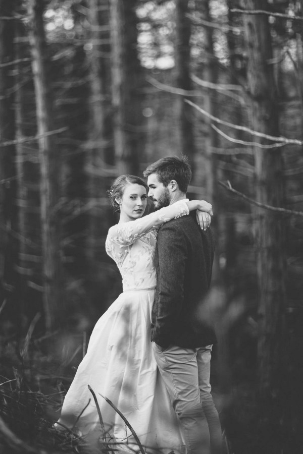 Beautifully-Natural-Indoor-Wedding-at-The-Woolshed (28 of 40)