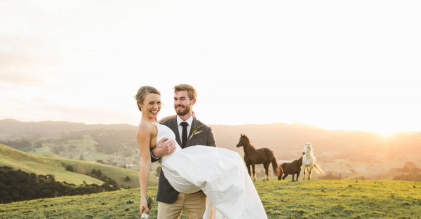 Beautifully-Natural-Indoor-Wedding-at-The-Woolshed (32 of 40)