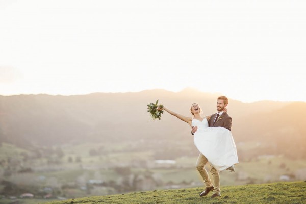 Beautifully-Natural-Indoor-Wedding-at-The-Woolshed (33 of 40)