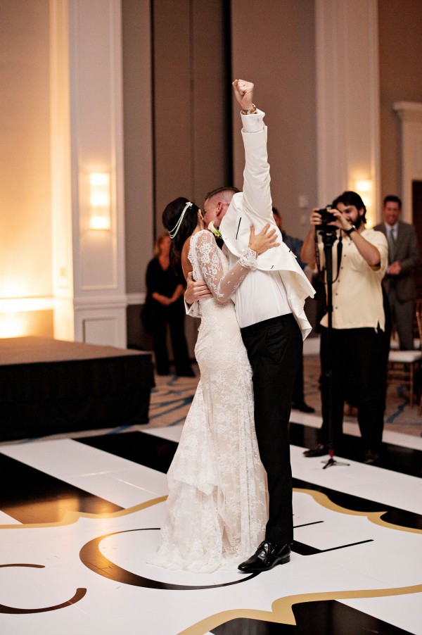 Black-and-White-Wedding-at-Hyatt-Regency-Coconut-Point (16 of 16)