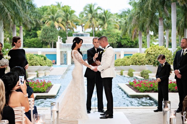 Black-and-White-Wedding-at-Hyatt-Regency-Coconut-Point (7 of 16)