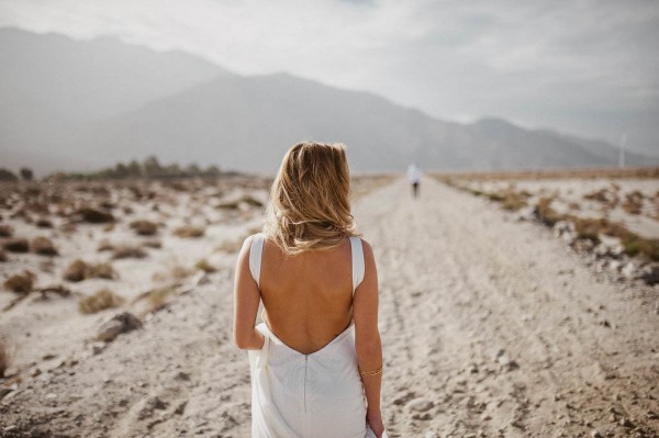 Black-and-White-Wedding-at-Riviera-Palm-Springs (5 of 39)