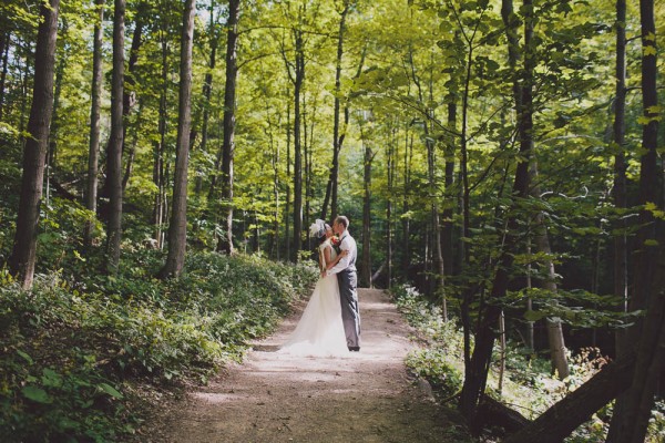 Colorful-and-Romantic-Wedding-at-Ancaster-Mill (2 of 40)