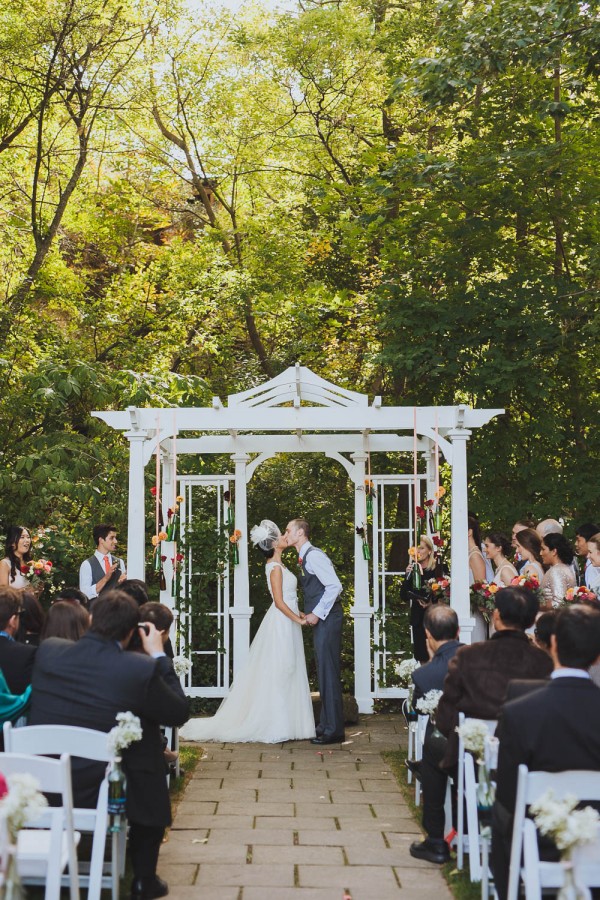 Colorful-and-Romantic-Wedding-at-Ancaster-Mill (39 of 40)